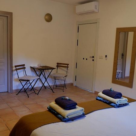 Vegan Guesthouse Finca Pereila Coin Luaran gambar